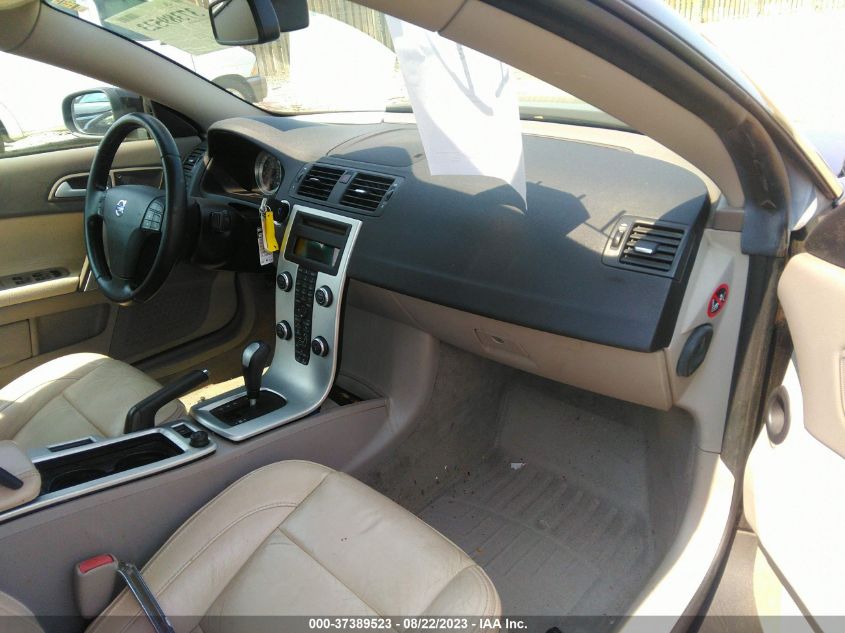 2013 VOLVO C70 T5 YV1672MC8DJ136523
