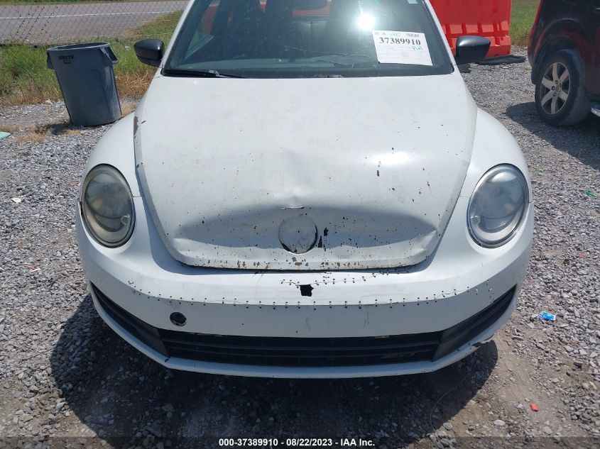 2015 VOLKSWAGEN BEETLE COUPE 1.8T FLEET EDITION - 3VWF17AT3FM602760