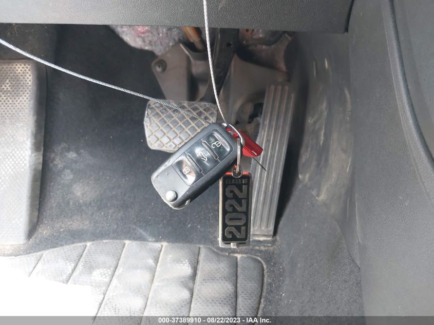 2015 VOLKSWAGEN BEETLE COUPE 1.8T FLEET EDITION - 3VWF17AT3FM602760