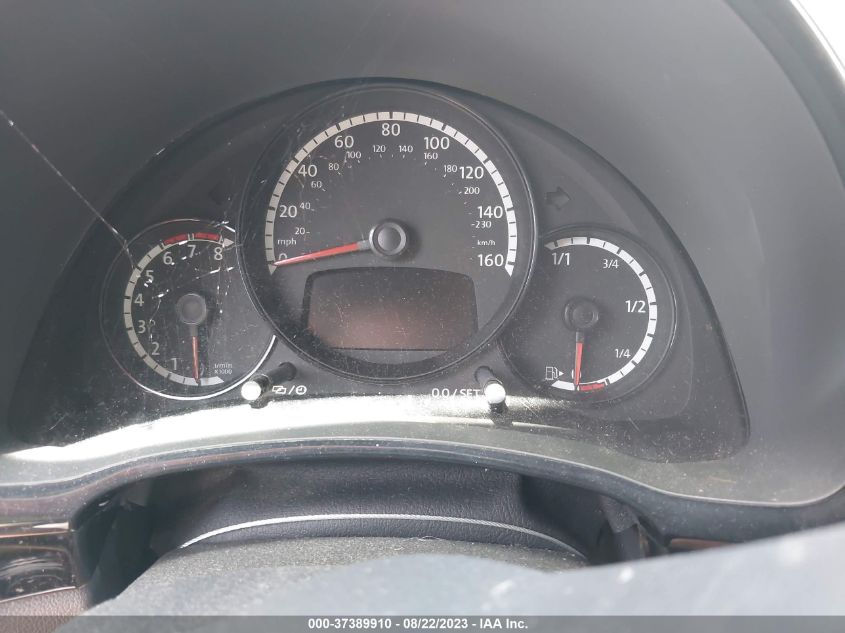 2015 VOLKSWAGEN BEETLE COUPE 1.8T FLEET EDITION - 3VWF17AT3FM602760