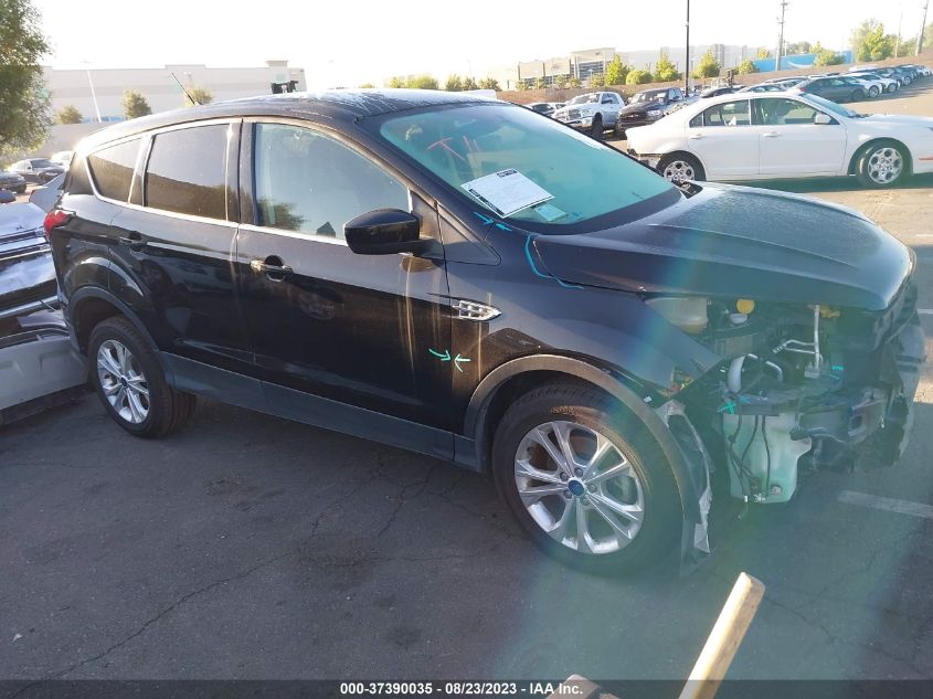 2019 FORD ESCAPE SE - 1FMCU0GD2KUA27539