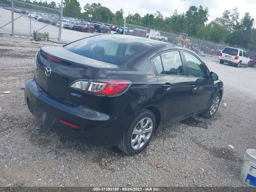2013 MAZDA MAZDA3 I SPORT - JM1BL1U79D1718272
