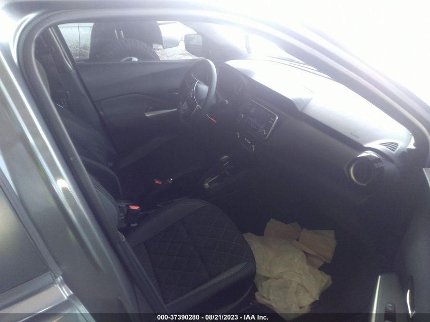 2018 NISSAN KICKS SV - 3N1CP5CU1JL506058