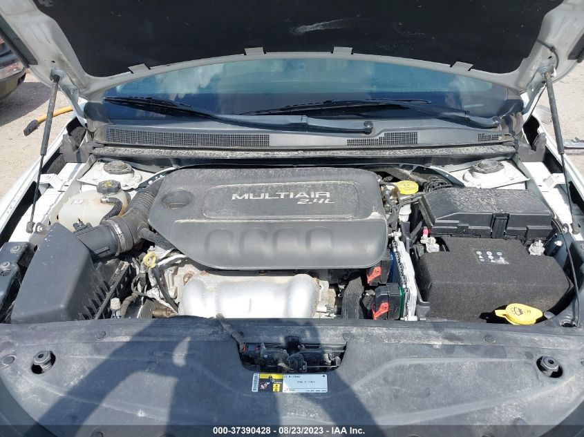 2015 CHRYSLER 200 C - 1C3CCCCBXFN593093