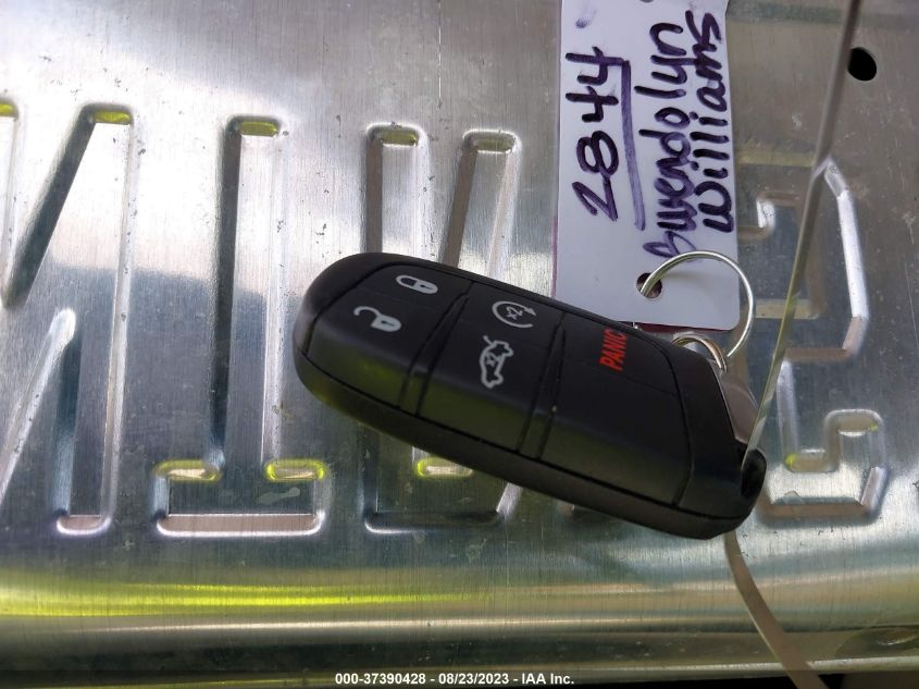 2015 CHRYSLER 200 C - 1C3CCCCBXFN593093