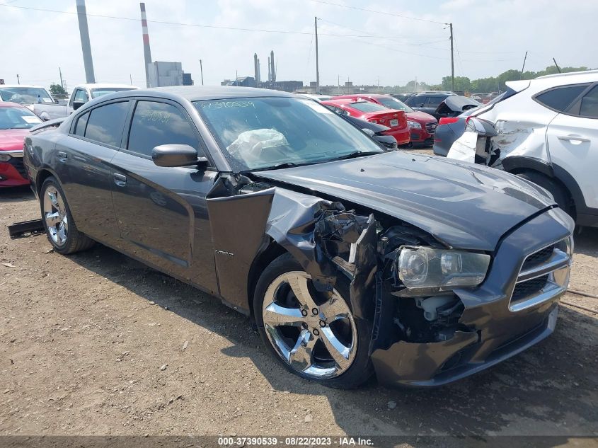 Lot #2564312125 2013 DODGE CHARGER R/T salvage car