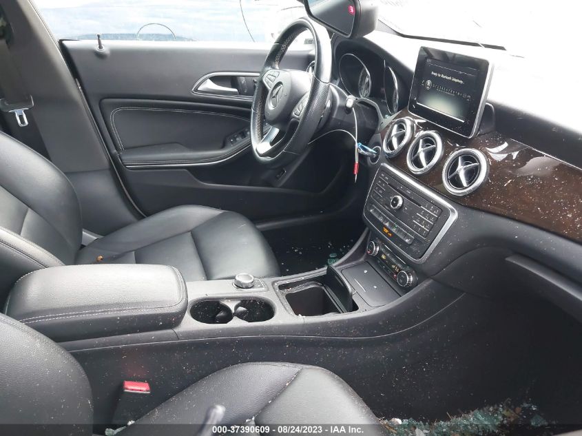 2015 MERCEDES-BENZ CLA-CLASS CLA 250 - WDDSJ4EB2FN185239