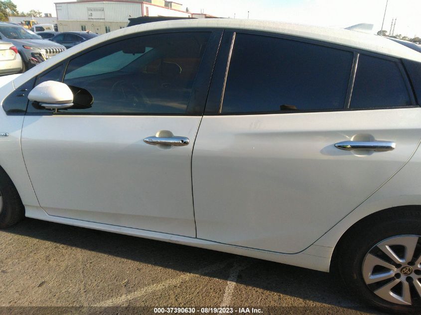 2016 TOYOTA PRIUS FOUR - JTDKARFU7G3524873