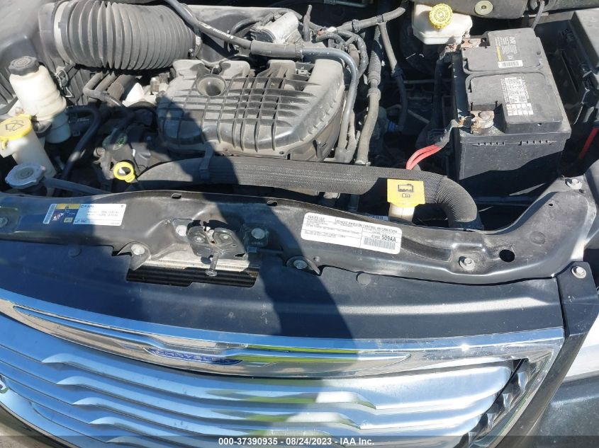 2016 CHRYSLER TOWN & COUNTRY TOURING - 2C4RC1BG1GR298217