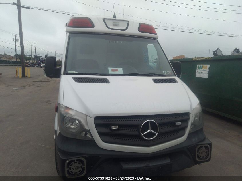 2015 MERCEDES-BENZ SPRINTER CARGO VANS WD3PE7CC1FP143631