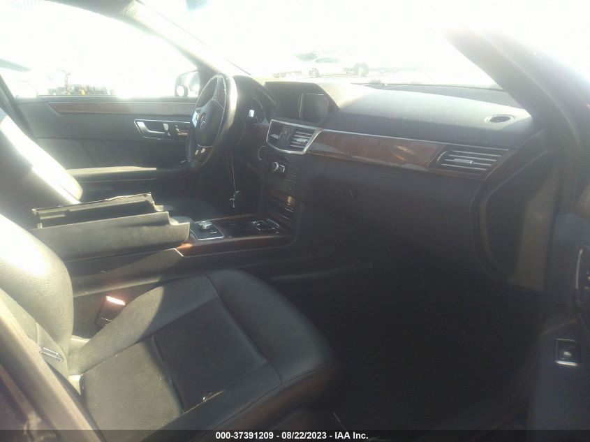 2013 MERCEDES-BENZ E 350 - WDDHF5KB9DA700460