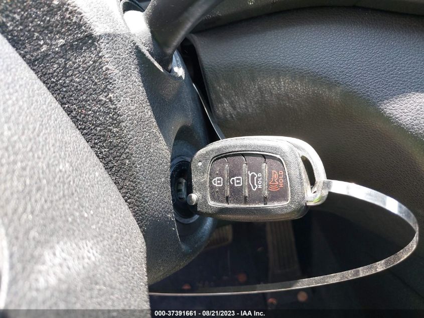 2016 HYUNDAI TUCSON SE - KM8J33A48GU217471