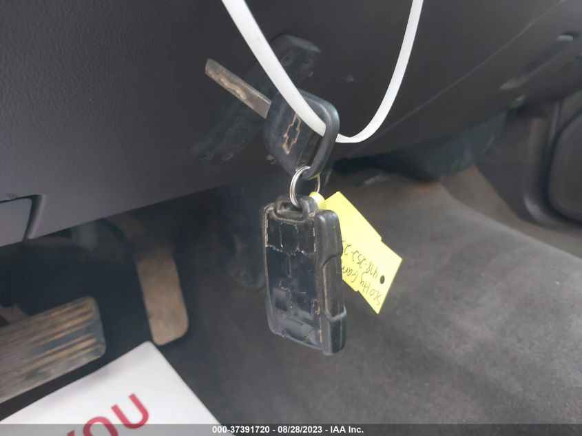 2015 CHEVROLET SILVERADO 1500 LT - 3GCUKREC1FG124074