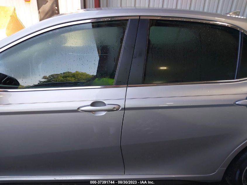 2022 TOYOTA CAMRY SE - 4T1G11AKXNU043984
