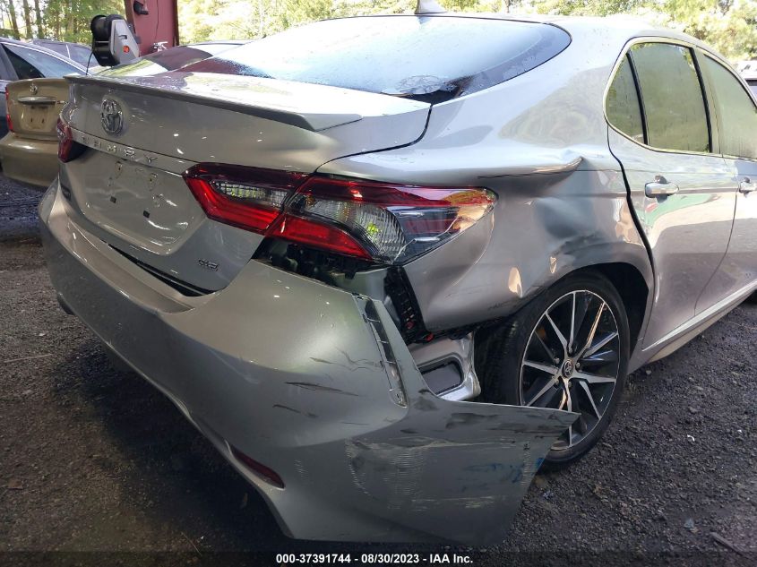 2022 TOYOTA CAMRY SE - 4T1G11AKXNU043984