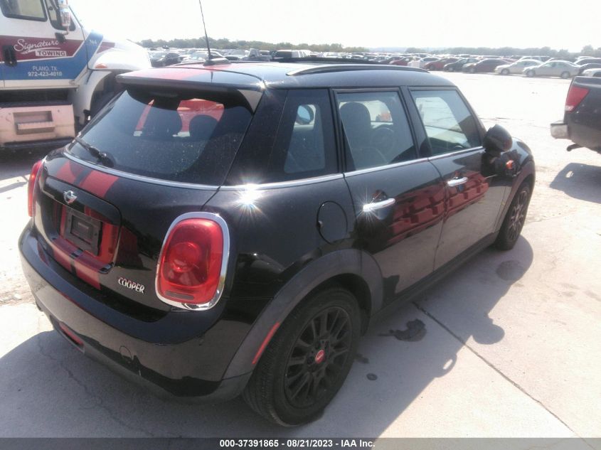 2016 MINI COOPER HARDTOP 4 DOOR WMWXU1C55G2D57513