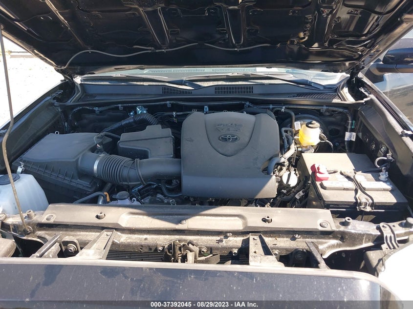 VIN 3TMCZ5AN2PM578943 2023 TOYOTA TACOMA 4WD SR5