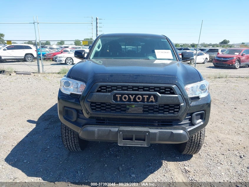 VIN 3TMCZ5AN2PM578943 2023 TOYOTA TACOMA 4WD SR5
