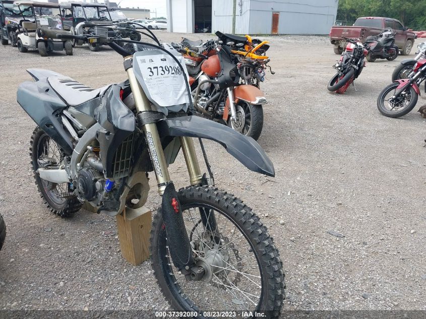 2016 YAMAHA YZ450 F - JYACJ21C7GA004769