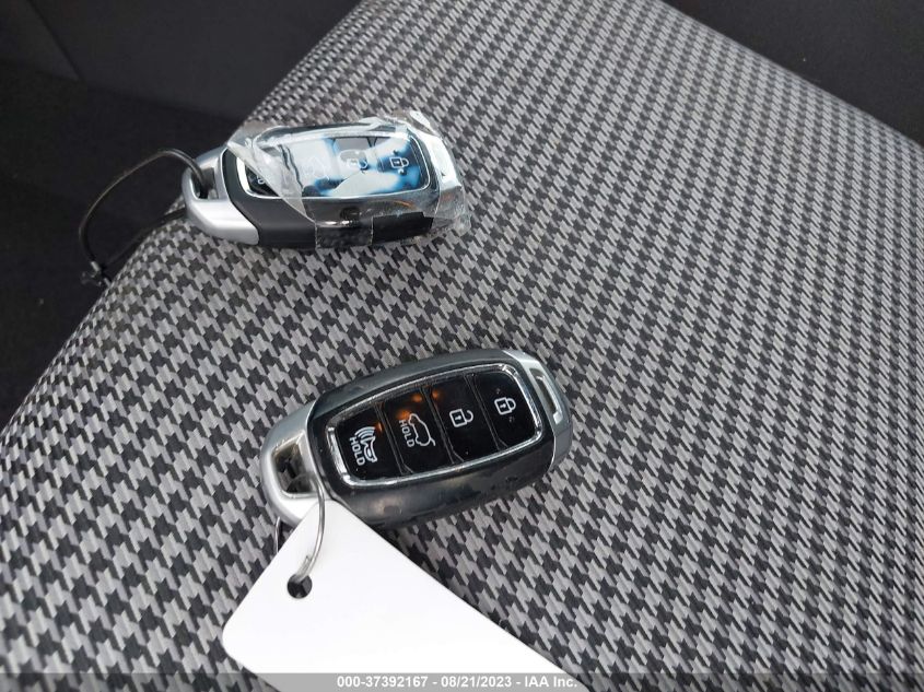 2021 HYUNDAI KONA SEL - KM8K22AA4MU698547