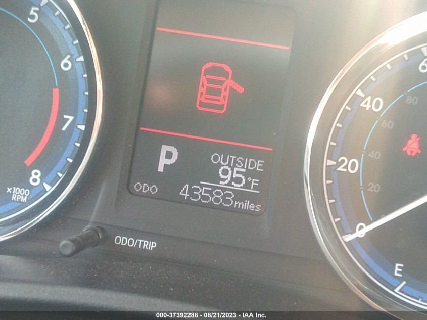 2017 TOYOTA COROLLA L/LE/XLE/SE - 2T1BURHEXHC879963