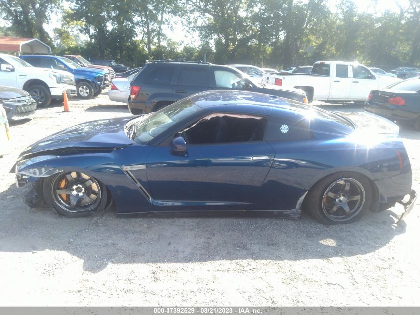 2013 NISSAN GT-R PREMIUM JN1AR5EF7DM260885