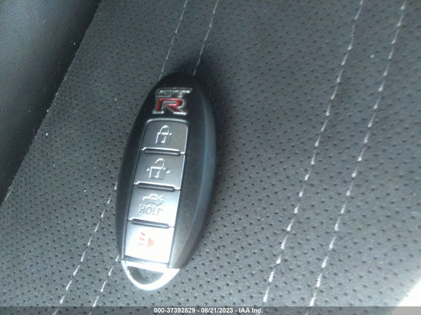 2013 NISSAN GT-R PREMIUM JN1AR5EF7DM260885