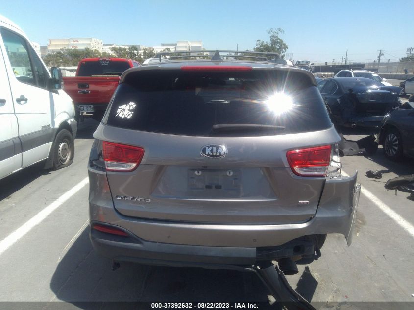 2017 KIA SORENTO LX - 5XYPG4A31HG193193