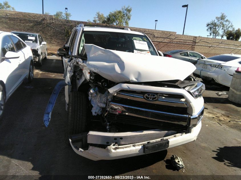 2019 TOYOTA 4RUNNER SR5 - JTEZU5JR6K5194430
