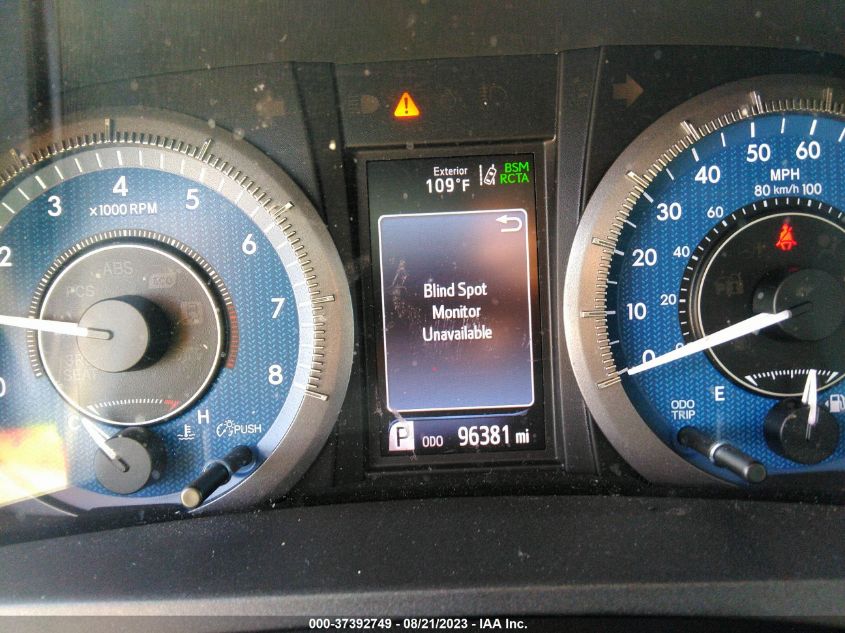 2019 TOYOTA SIENNA XLE - 5TDDZ3DCXKS219447