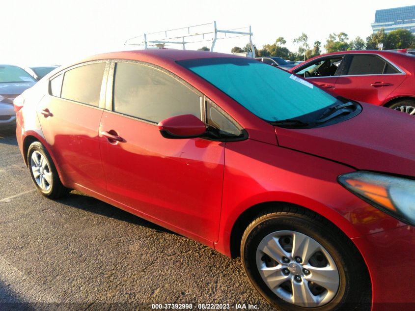 2016 KIA FORTE LX - KNAFK4A66G5586356