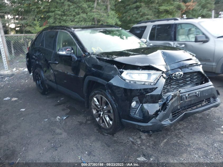2020 TOYOTA RAV4 XLE PREMIUM - JTMA1RFV3LD058545