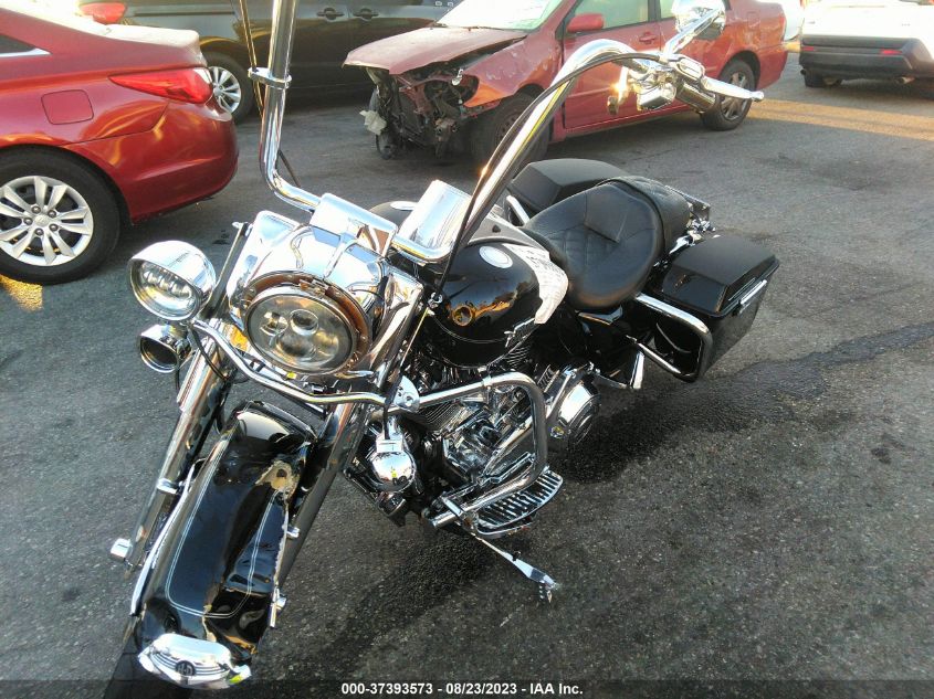 2012 HARLEY-DAVIDSON FLHRC ROAD KING CLASSIC 1HD1FRM35CB682263