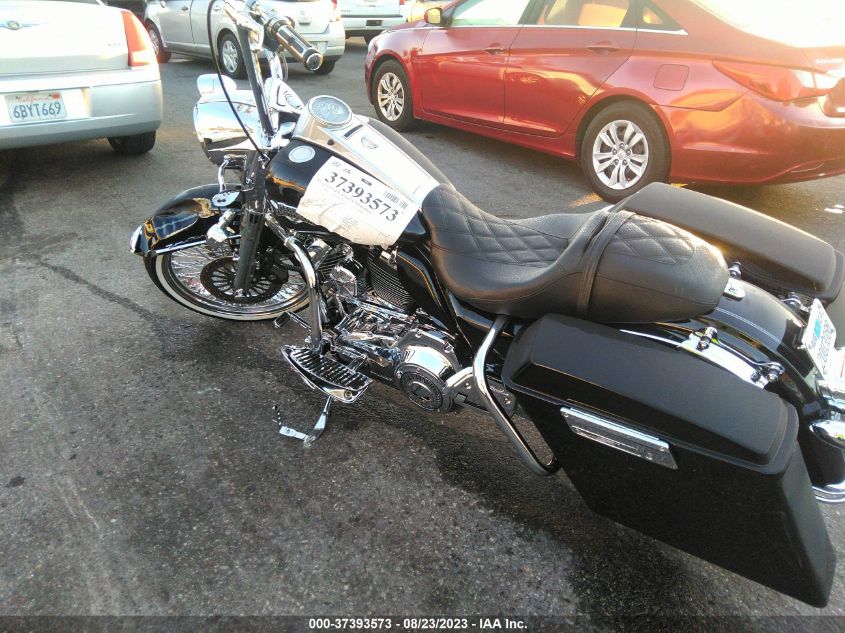 2012 HARLEY-DAVIDSON FLHRC ROAD KING CLASSIC 1HD1FRM35CB682263
