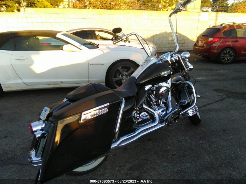 2012 HARLEY-DAVIDSON FLHRC ROAD KING CLASSIC 1HD1FRM35CB682263