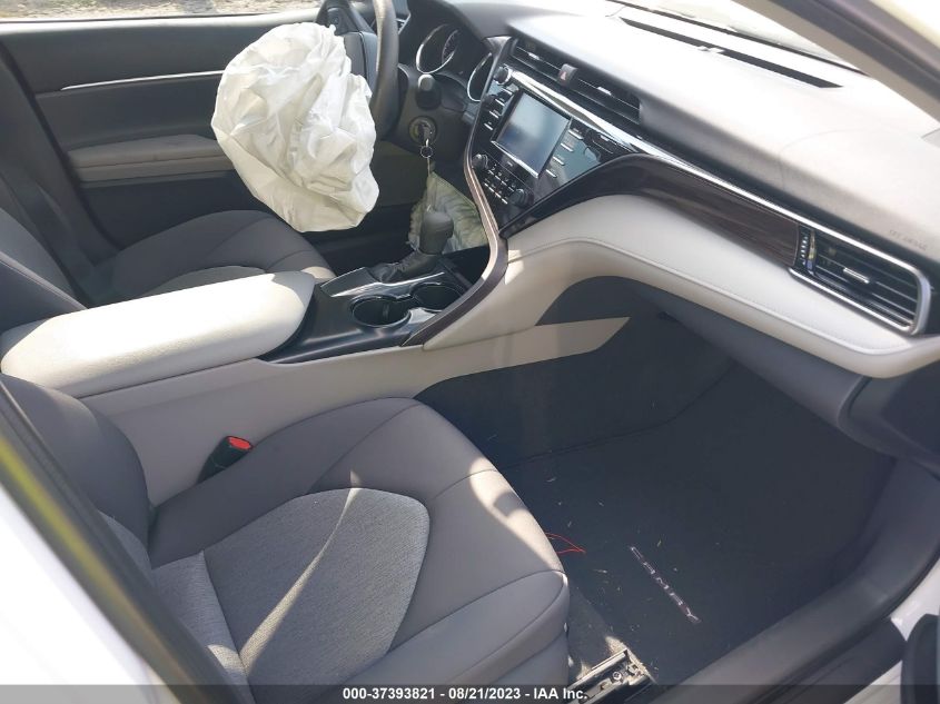 2020 TOYOTA CAMRY LE - 4T1C11AKXLU859864