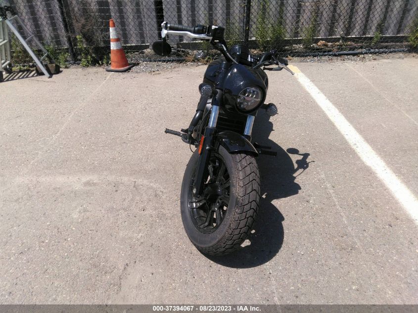 2021 INDIAN MOTORCYCLE CO. SCOUT BOBBER ABS 56KMTA007M3181059