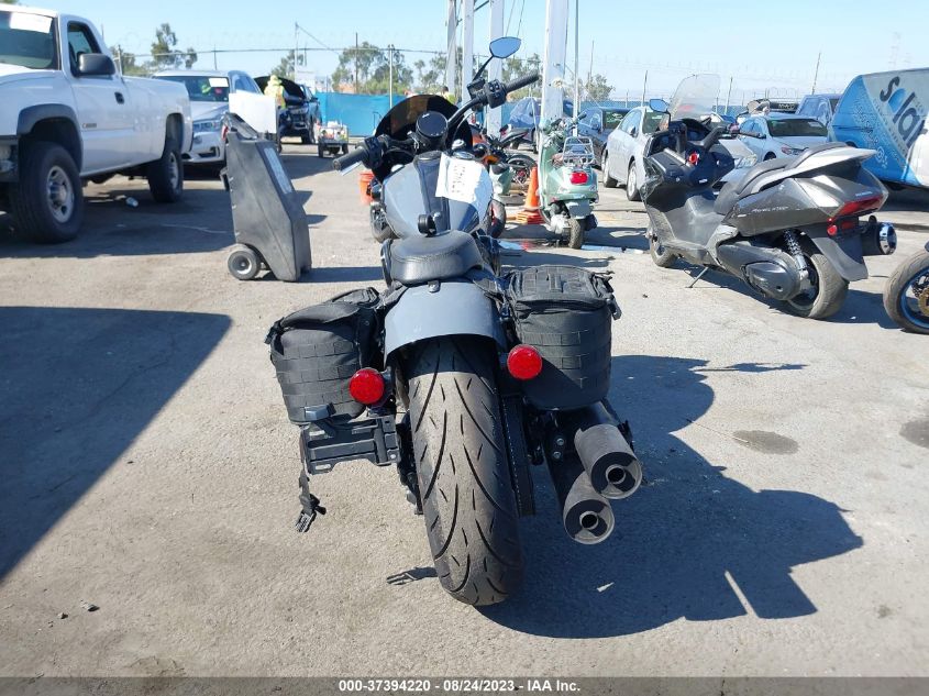2022 INDIAN MOTORCYCLE CO. CHIEF DARK HORSE ABS 56KDMABH9N3003414