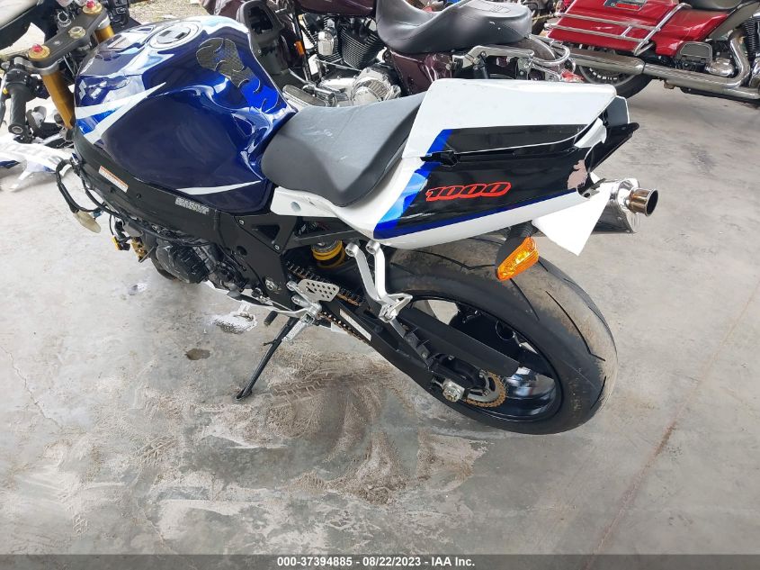 2004 SUZUKI GSX-R1000 JS1GT75A242108088