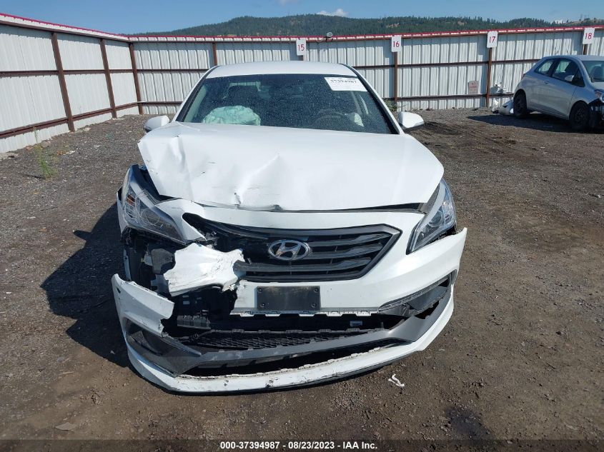 2016 HYUNDAI SONATA 2.4L SPORT - 5NPE34AF4GH335816