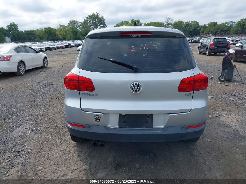 2017 VOLKSWAGEN TIGUAN - WVGAV7AX6HK040699