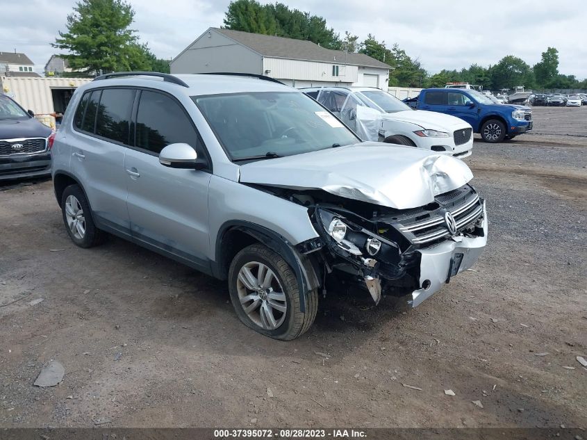 2017 VOLKSWAGEN TIGUAN - WVGAV7AX6HK040699