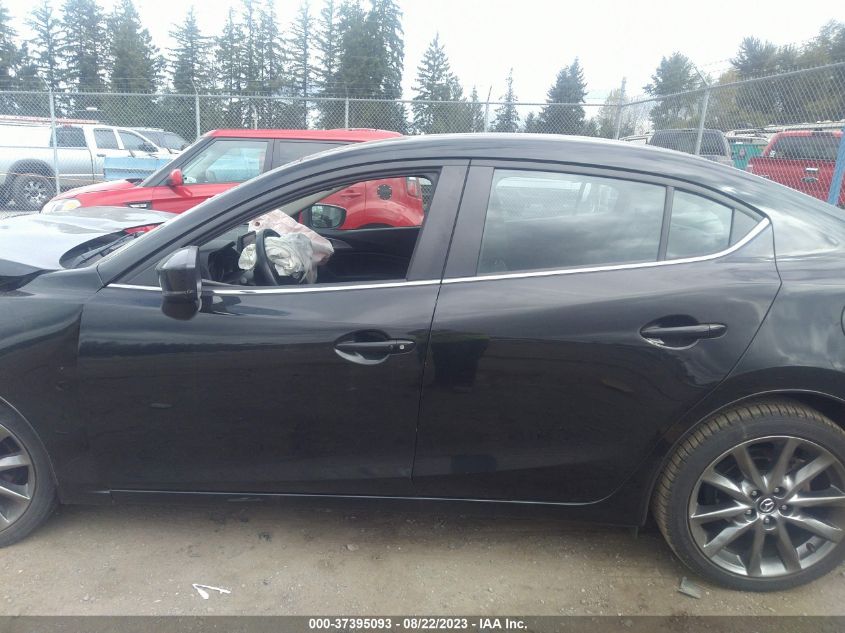 2018 MAZDA MAZDA3 4-DOOR TOURING - 3MZBN1V37JM230147