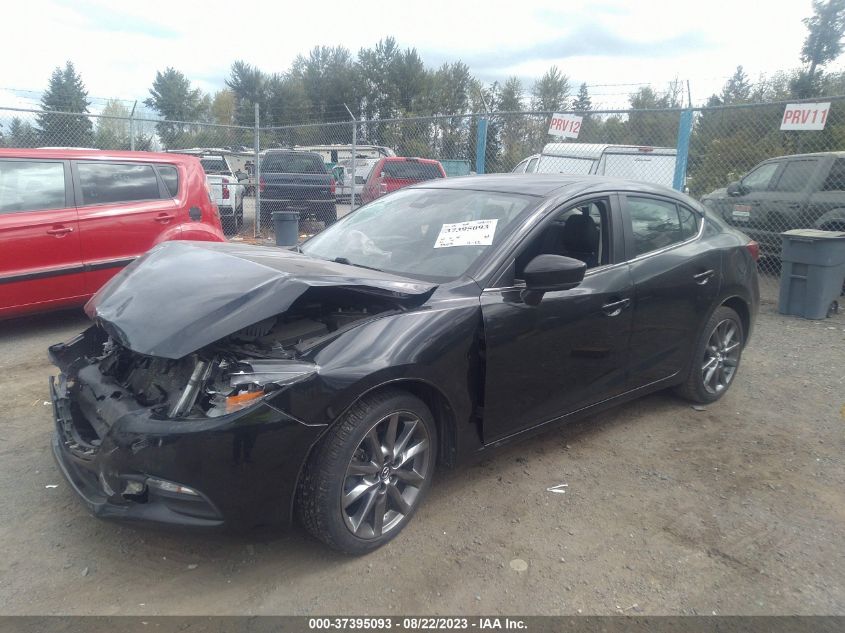 2018 MAZDA MAZDA3 4-DOOR TOURING - 3MZBN1V37JM230147