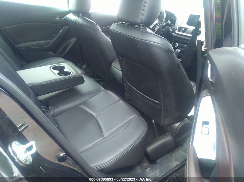 2018 MAZDA MAZDA3 4-DOOR TOURING - 3MZBN1V37JM230147