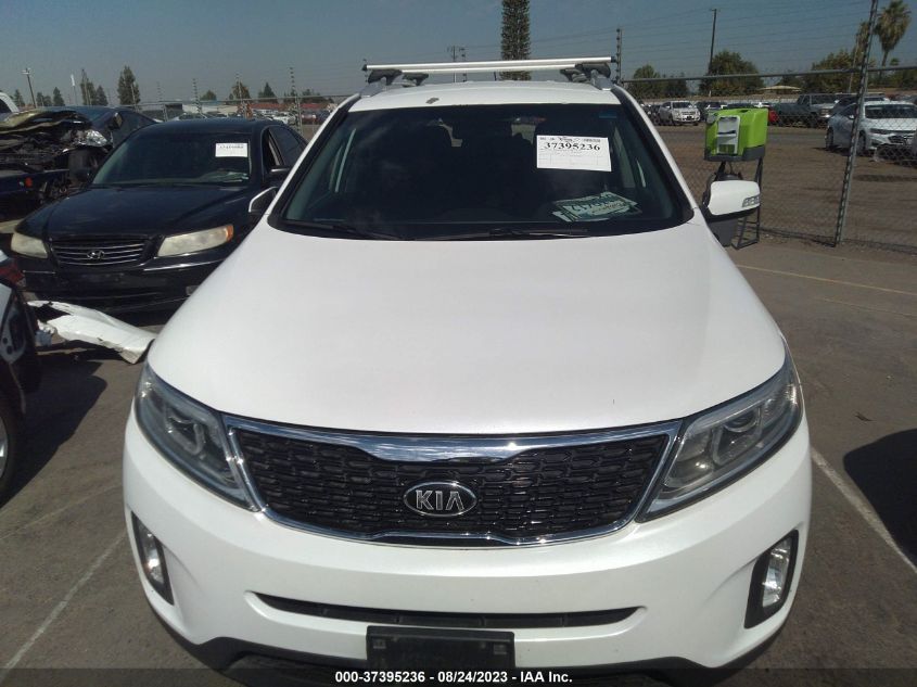 2014 KIA SORENTO LX - 5XYKTCA60EG438801