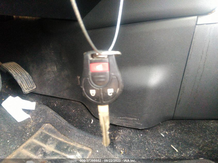 2013 NISSAN ROGUE S - JN8AS5MV2DW647587
