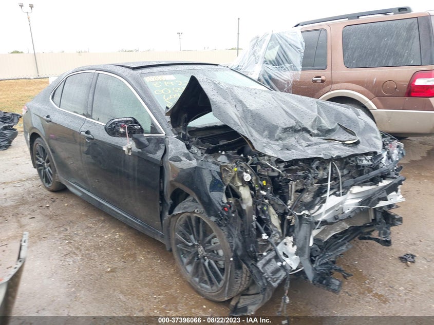 TOYOTA CAMRY XSE 2021