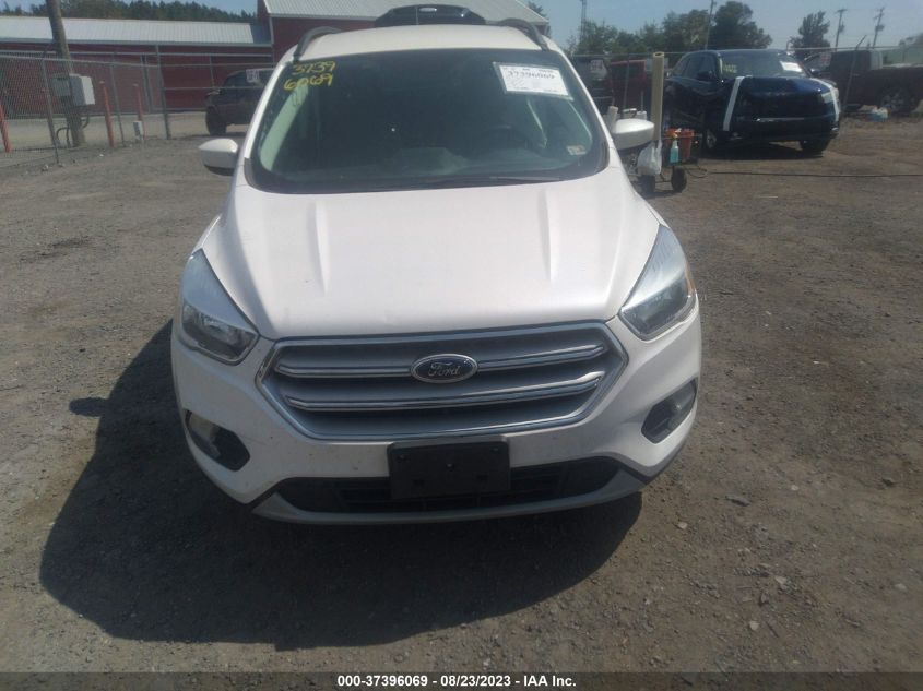 2018 FORD ESCAPE SE - 1FMCU0GD9JUA61296