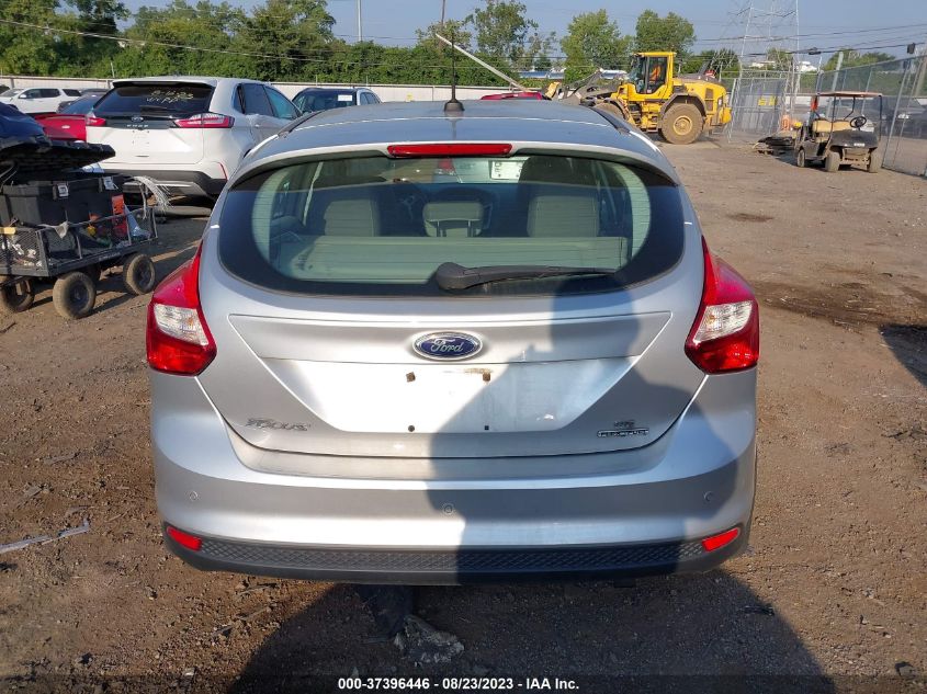 2014 FORD FOCUS SE - 1FADP3K25EL296142